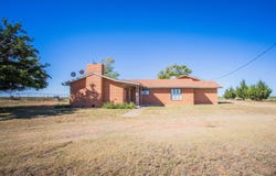 910 FM1842, Olton, TX 79064