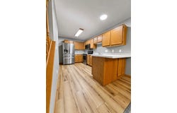 4884 Helena Lane N, Oakdale, MN 55128