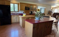 121 Wellock Rd, Lewiston, CA 96052