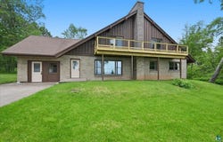 1820 Mary St, Beaver Bay, MN 55601