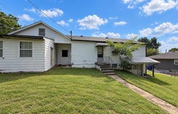 421 N Elm Street, Pacific, MO 63069