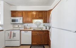78 10th Street E, Saint Paul, MN 55101