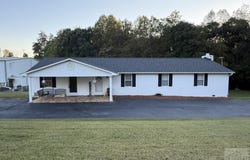 55 Valleyview Dr, Bassett, VA 24055