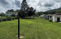 123 Hillview Dr, Roanoke, VA 24019
