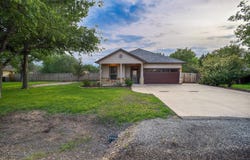 129 Haliimaile Ln, Bastrop, TX 78602
