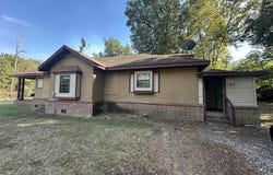 720 PARK, Earle, AR 72331