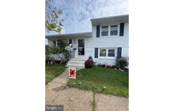 218 HENDRICKSON Avenue, EDGEWATER PARK, NJ 08010