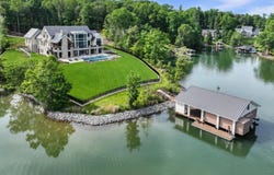 6189 Scruggs Rd, Moneta, VA 24121
