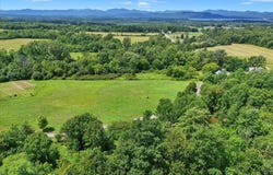 518 Dakin Road, Ferrisburgh, VT 05456