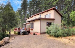 2520 CARROLL Rd, Mosier, OR 97040