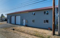 100 N 7TH St, Lakeside, OR 97449