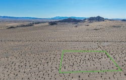 127 Waylyn, 29 Palms, CA 92277