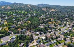 2524 S EDGEHILL Dr, Bountiful, UT 84010