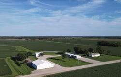 31356 NW Barton Road, Garnett, KS 66032