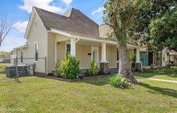 432 E Springdale Ave, Knoxville, TN 37917