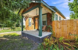 326 W Robert Avenue, Hazel Park, MI 48030