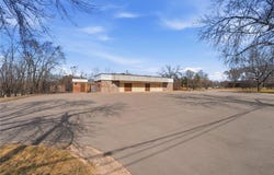 2491 County Road E E, White Bear Lake, MN 55110