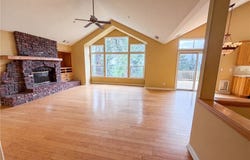 295 Fairway, Lake Arrowhead, CA 92352