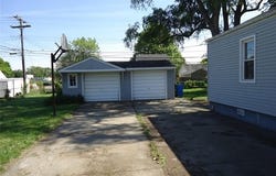142 E Rowland, Madison Heights, MI 48071