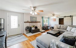 21710 State Route 15, Nashville, IL 62263