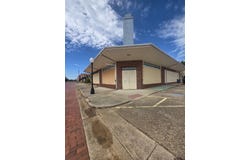 215 E Pacific Ave., Gladewater, TX 75647