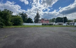 814 E 3Rd St, Plainfield City, NJ 07062-1017