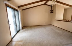 512 SW 11th, Newton, KS 67114