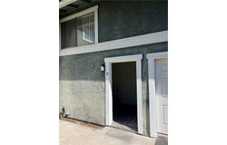 221 Grayson Way, Upland, CA 91786