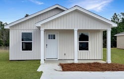 5427 Bayleaf Drive, Crestview, FL 32539