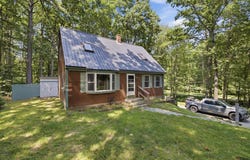 210 Fairview Drive, Waterboro, ME 04061