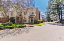 468 JACK KRAMER Dr, Memphis, TN 38117
