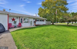 2 IDLEWILD Road, LEVITTOWN, PA 19057