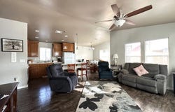 650 N Hawes Rd, Mesa, AZ 85207