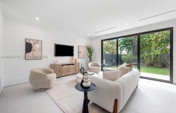 2980 SW 2nd St, Miami, FL 33135