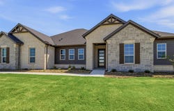 78 Aurora Avenue, Valley View, TX 76272