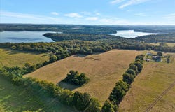 002 S 20th Road, Aldrich, MO 65601