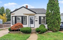 24890 Valley Avenue, Eastpointe, MI 48021