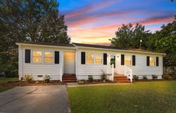 3248 Providence Road, Hayes, VA 23072