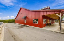 220 E Main Street, Mountain View, AR 72560-0000