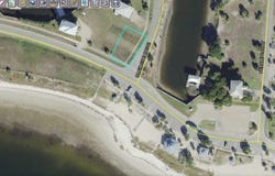 Dockside Drive, Crawfordville, FL 32327
