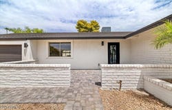 3926 E LAUREL Lane, Phoenix, AZ 85028