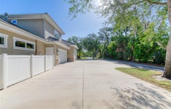 230 PARRULLI DRIVE, ORMOND BEACH, FL 32174