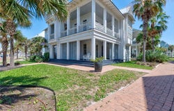 200 Round Road, Port Aransas, TX 78373