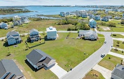 1304 Fathom Way, Morehead City, NC 28557