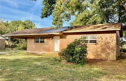 613 N 36th ST, Ozark, AR 72949
