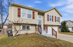 406 Timbercreek Drive, Belton, MO 64012