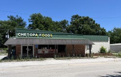 120 4th Street, Chetopa, KS 67336