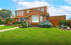 92 Bowling Lane, Deer Park, NY 11729