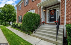6238 LAWSON Drive, HAYMARKET, VA 20169