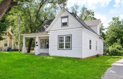 824 W Elm Street, Springfield, MO 65806